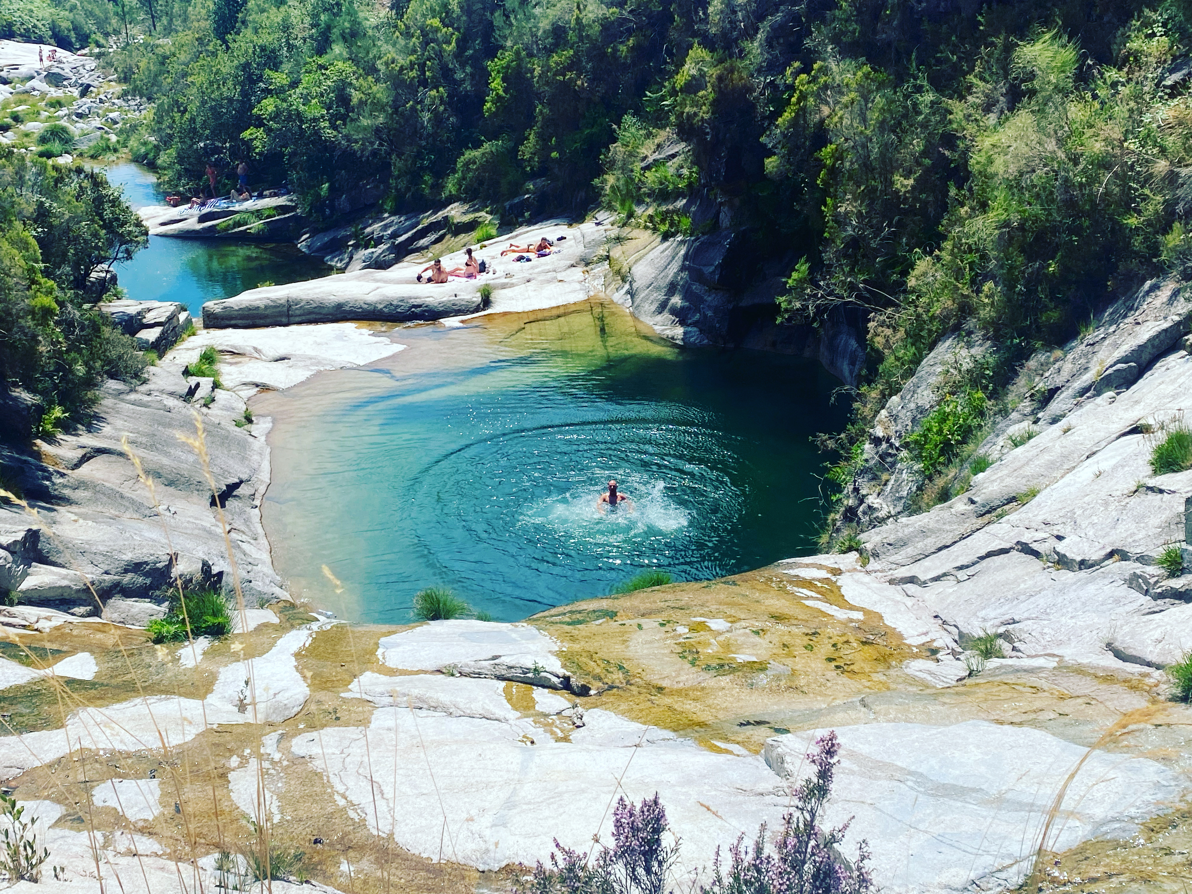 Caminhada e natação no Parque Nacional da Gerês